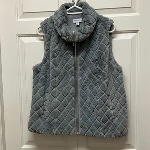 Carmen Marc Valvo faux fur diamond quilt vest, grey, L